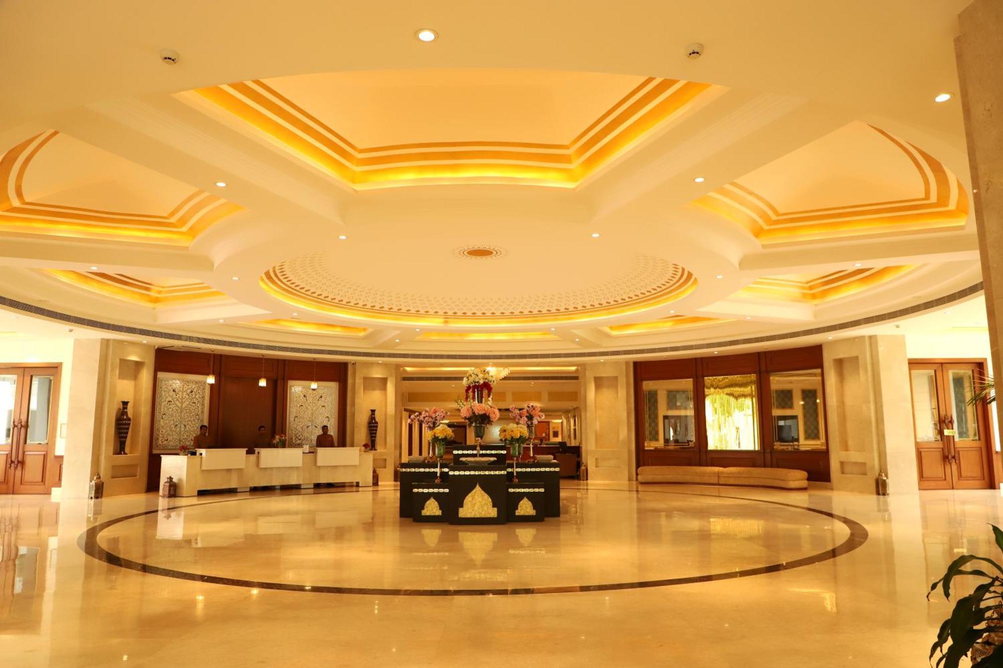 Hotel Chandela Khajuraho Exterior photo